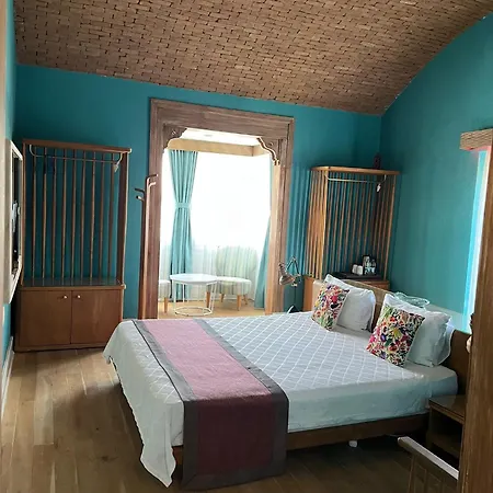 Hotel On